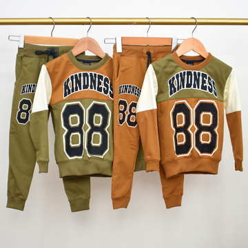 Conjunto Deportivo Infantil "Kindness 88"