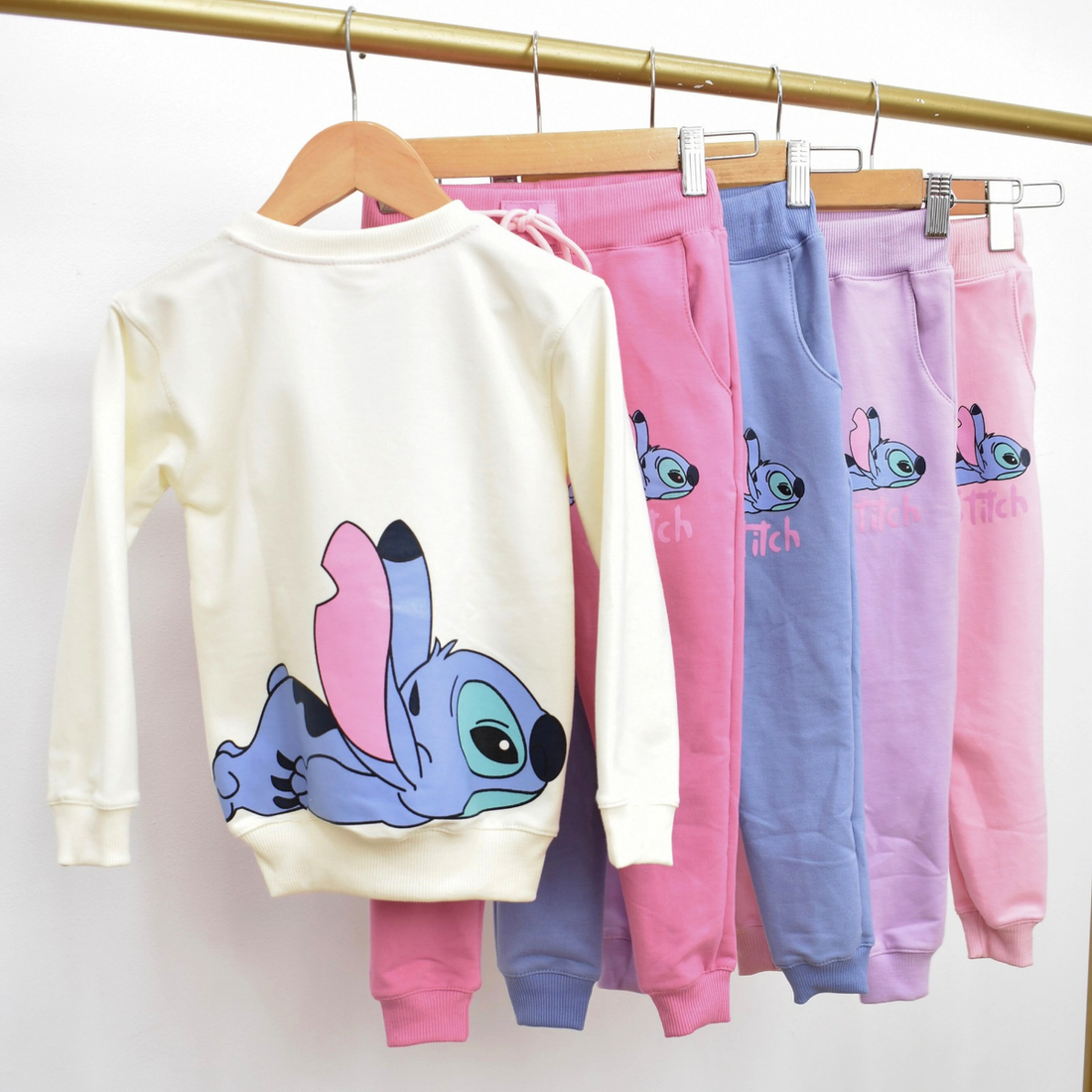 Conjunto de Sudadera con Estampado de Stitch