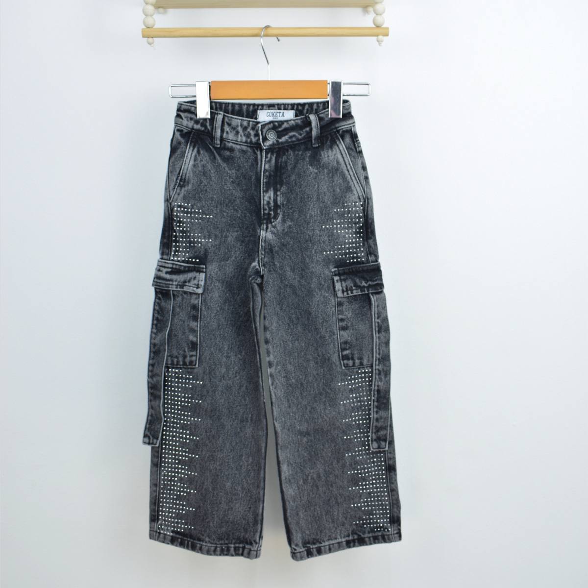 Jean Tipo Cargo con Brillos Laterales