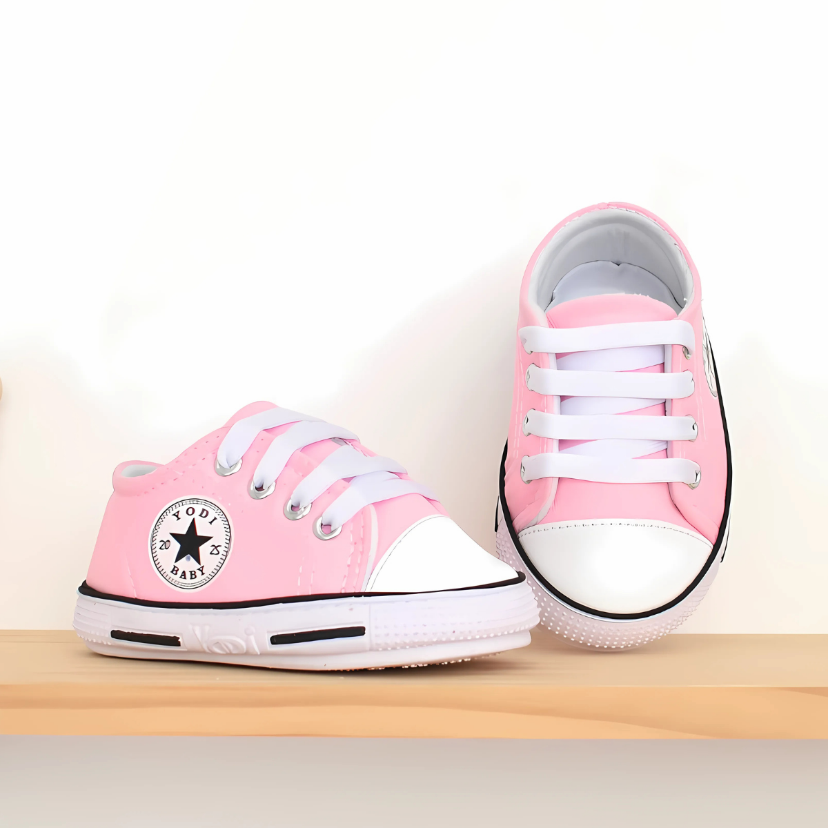 Zapatos de Bebé Niña Estilo Converse Rosado