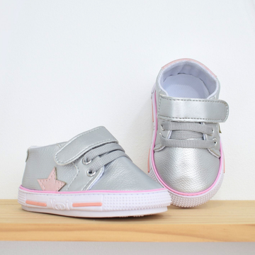 Zapatos Para Niña Bebé con Detalles Rosados