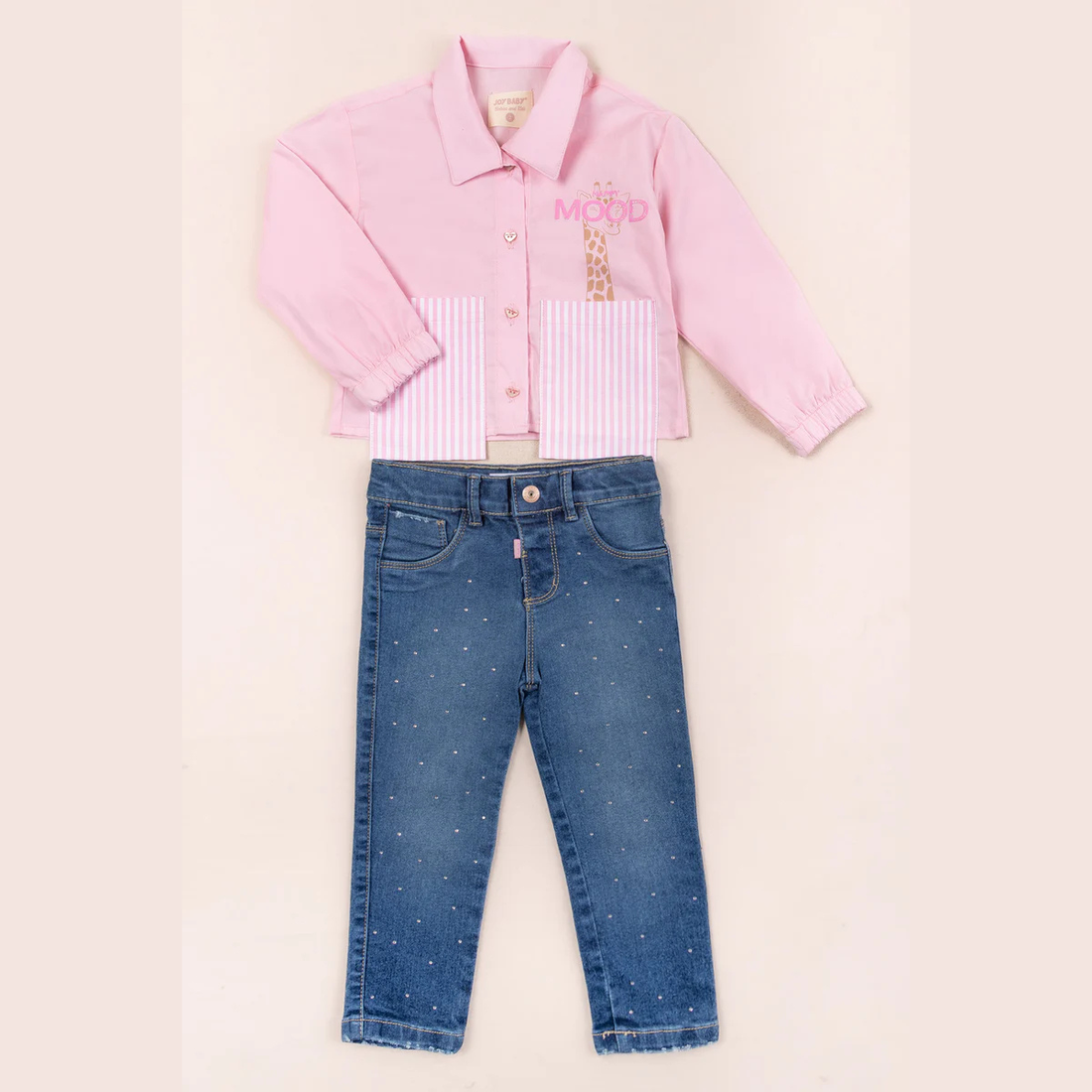 Conjunto Blusa y Jeans con Jirafa - Estilo y Diversión