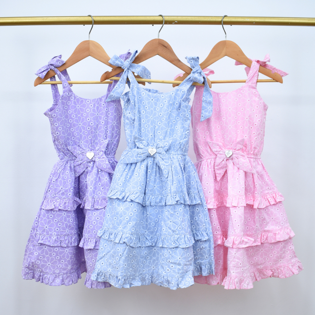 Vestido Ajustable con Boleros y Moño - Estilo y Encanto