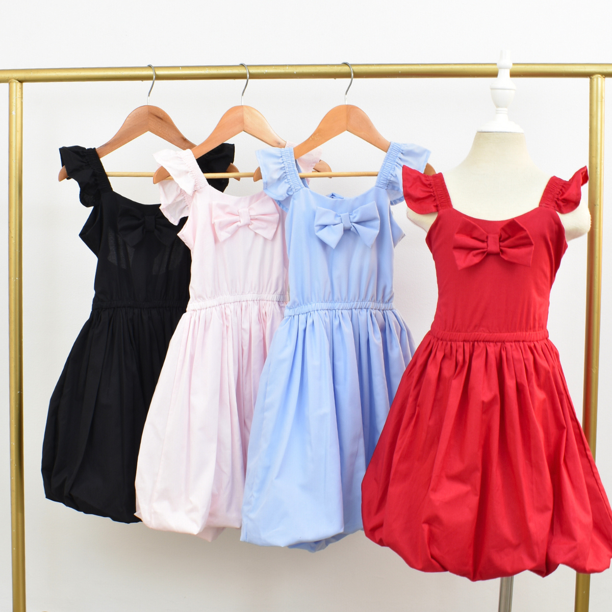 Vestido Globo con Moño