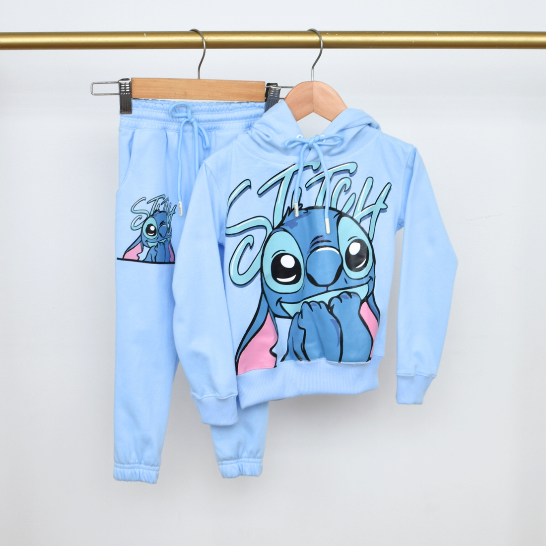 Conjunto de Saco y Sudadera Estampado de Stich