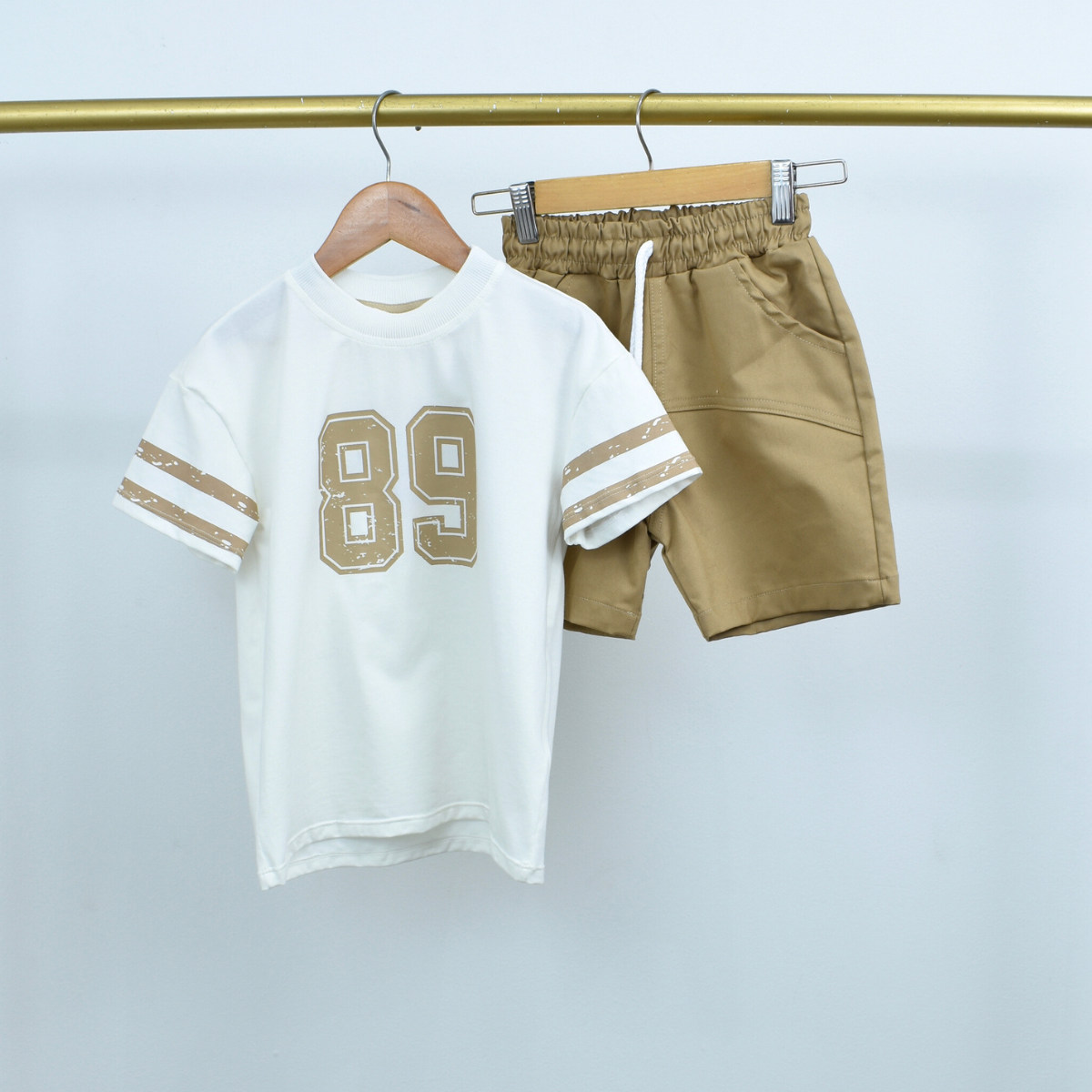 Conjunto de Niño con Bermuda y Camiseta Oversize