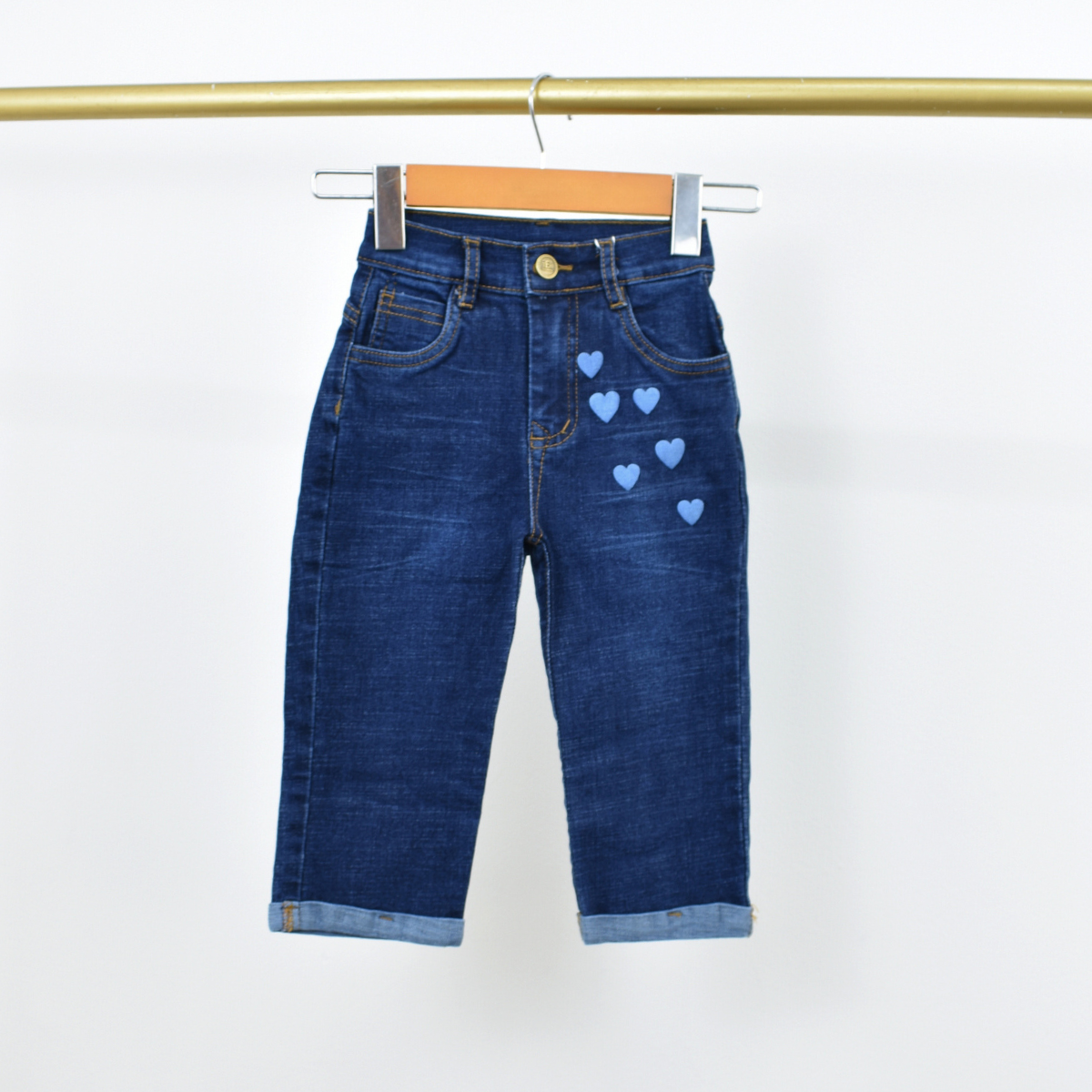 Pantalón Tipo Capri en Denim con Corazones