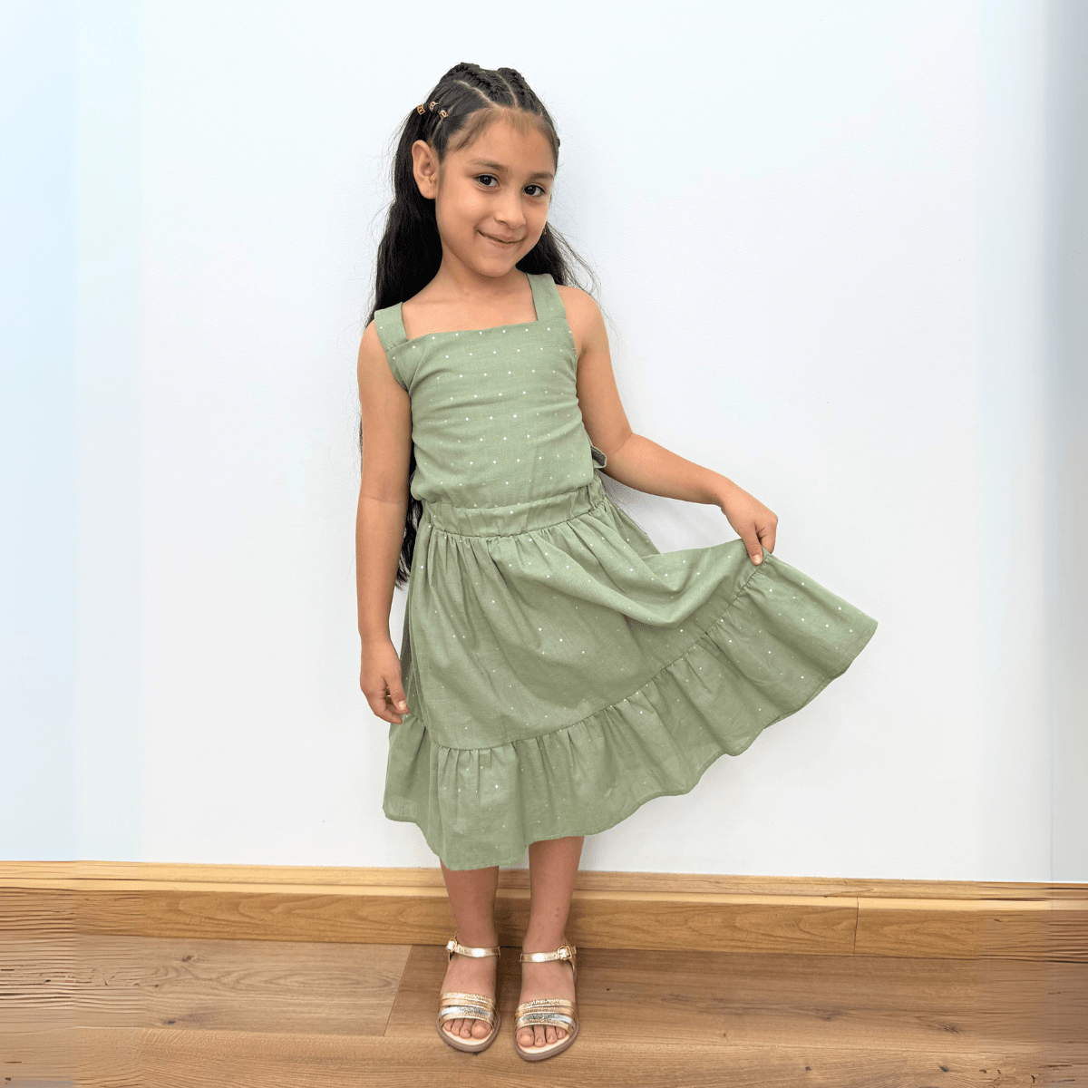 Vestido Niña Verde Abertura a los Lados