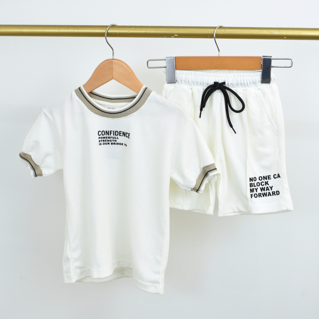 Conjunto de Niño en Bermuda