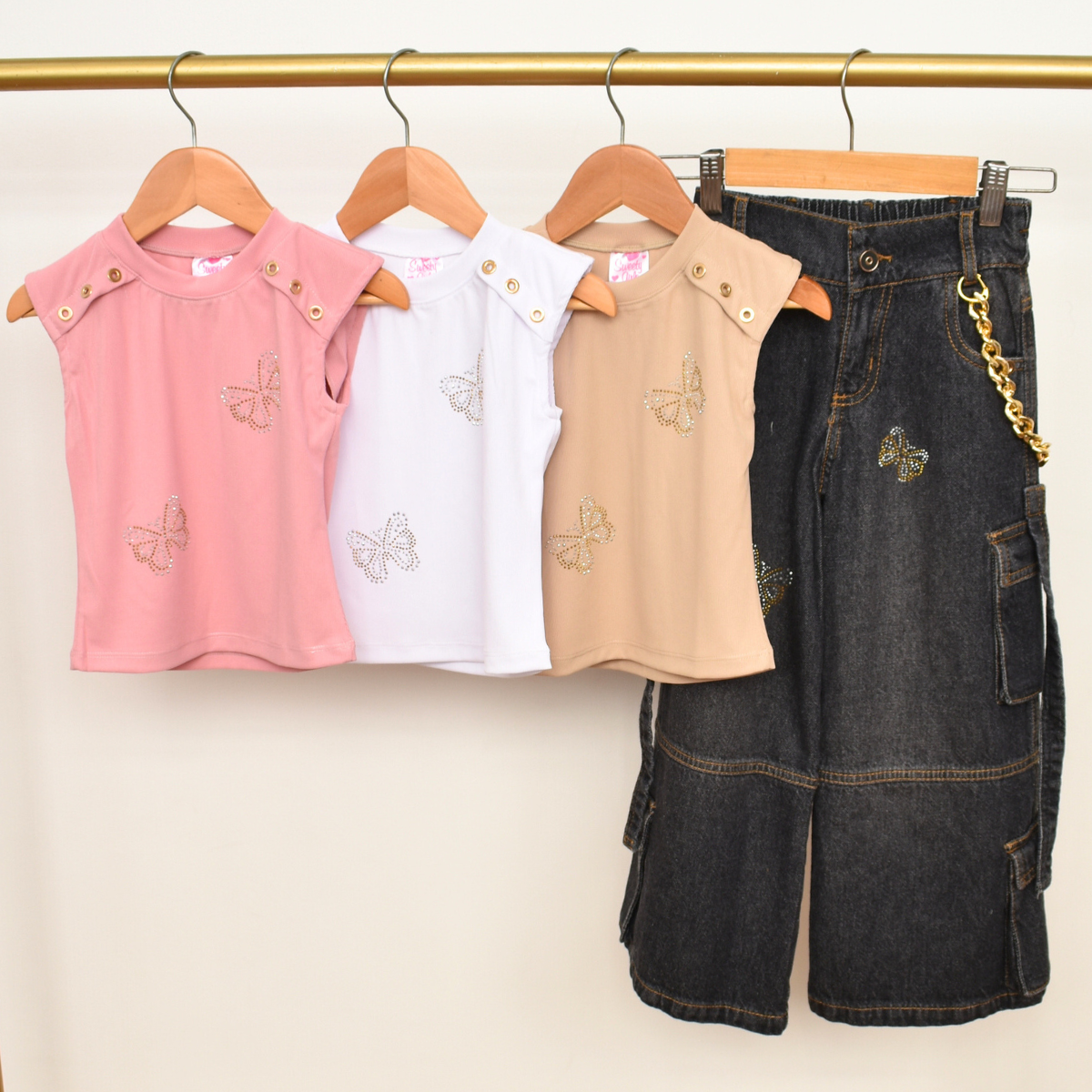 Conjunto con Blusa  y Pantalón Cargo en Mezclilla