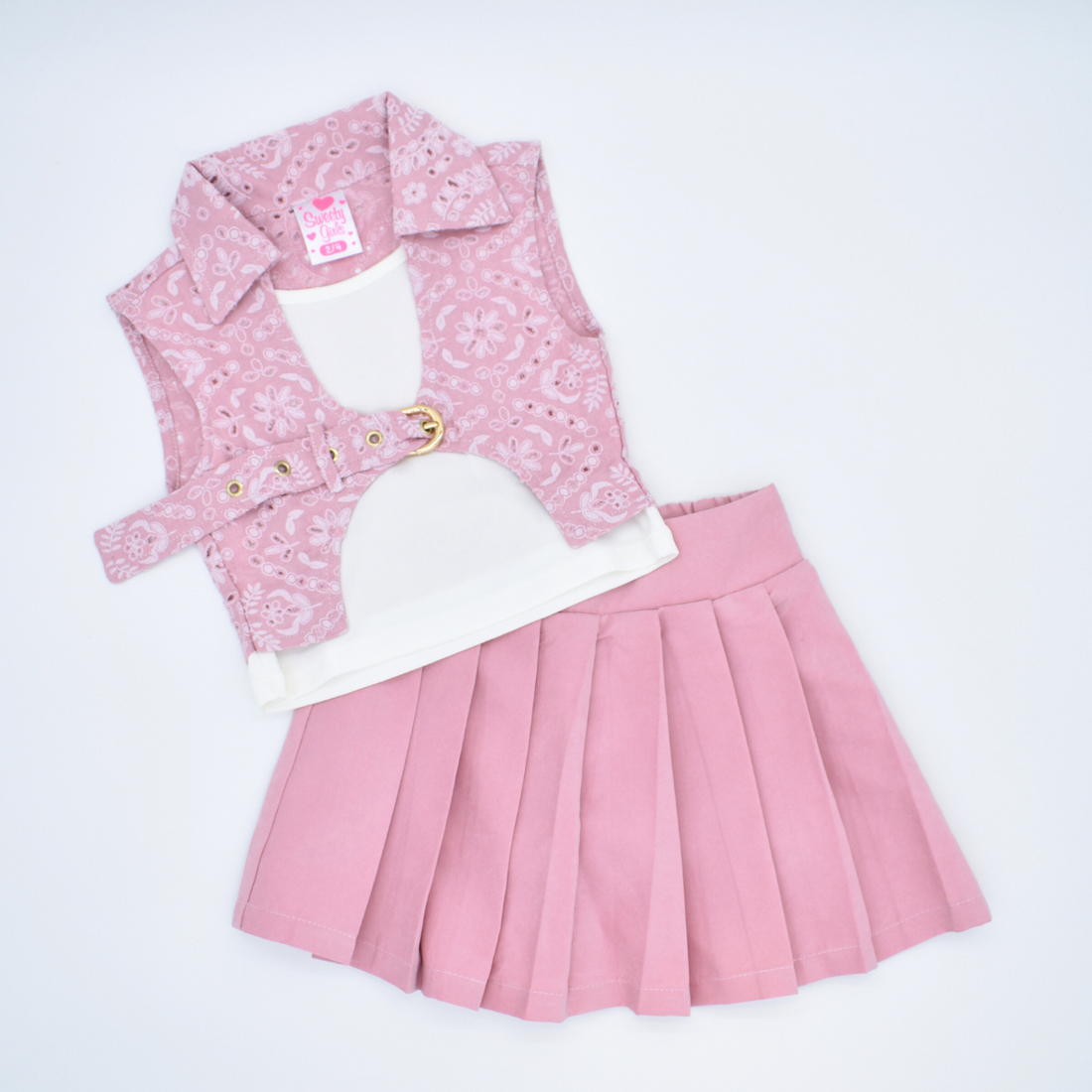 Conjunto Fashion con Chaleco y Falda Plisada