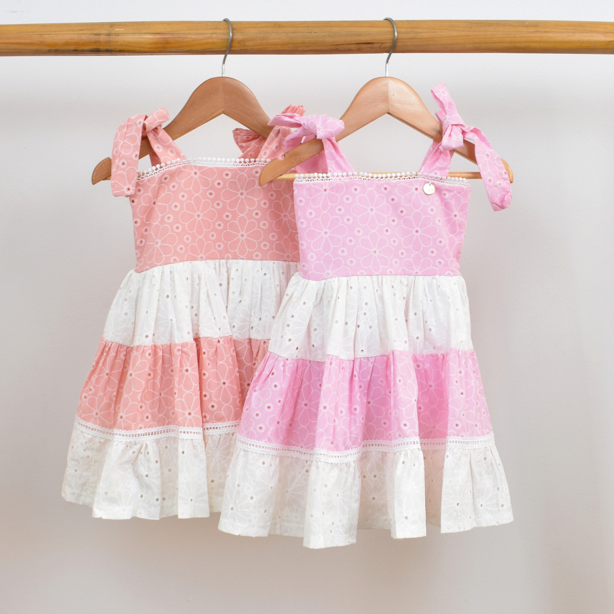 Vestido Hoja Rota con Encaje