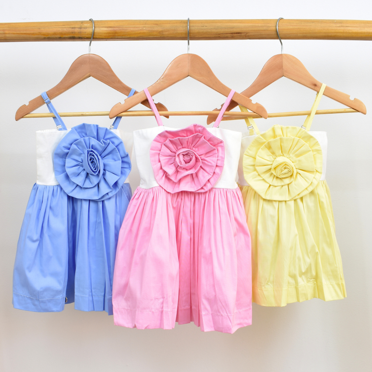 Vestido de Flor Tridimensional