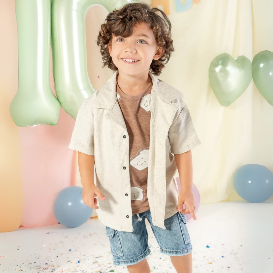 Conjunto de Camisa, Camiseta y Bermuda en Denim