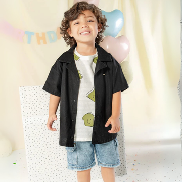 Conjunto de Camisa, Camiseta y Bermuda en Denim