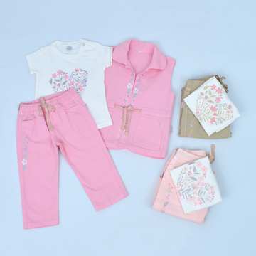 Conjunto de Chaleco, Blusa Estampada y Pantalón